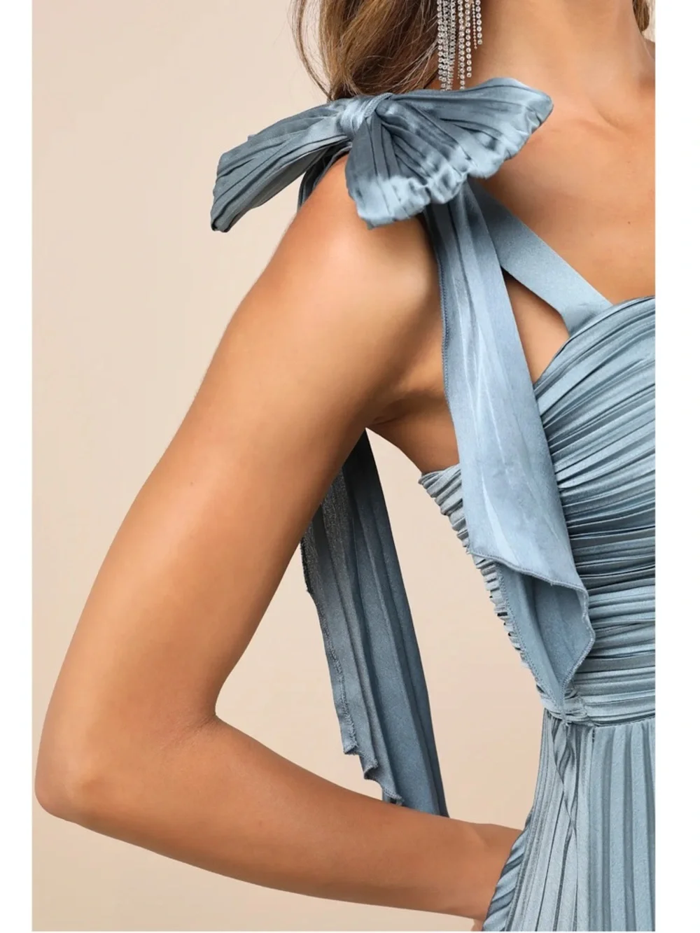 NWT Lulu’s Gorgeous Purpose Slate Satin Pleated Sleeveless Bow Maxi Dress Small